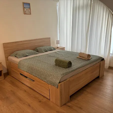 студио за гости при нана ブルガス